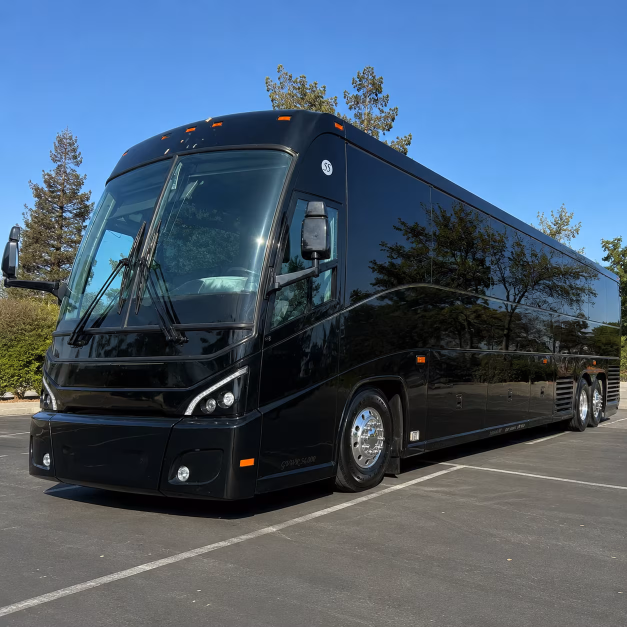 aurora hotel shuttle buses to and from denver international airport