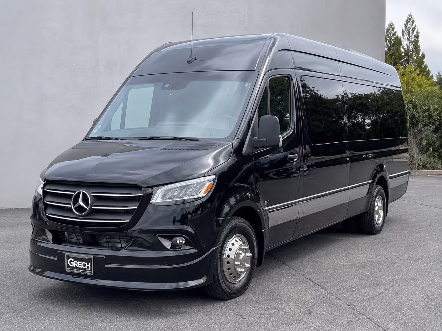 aurora sprinter limousine