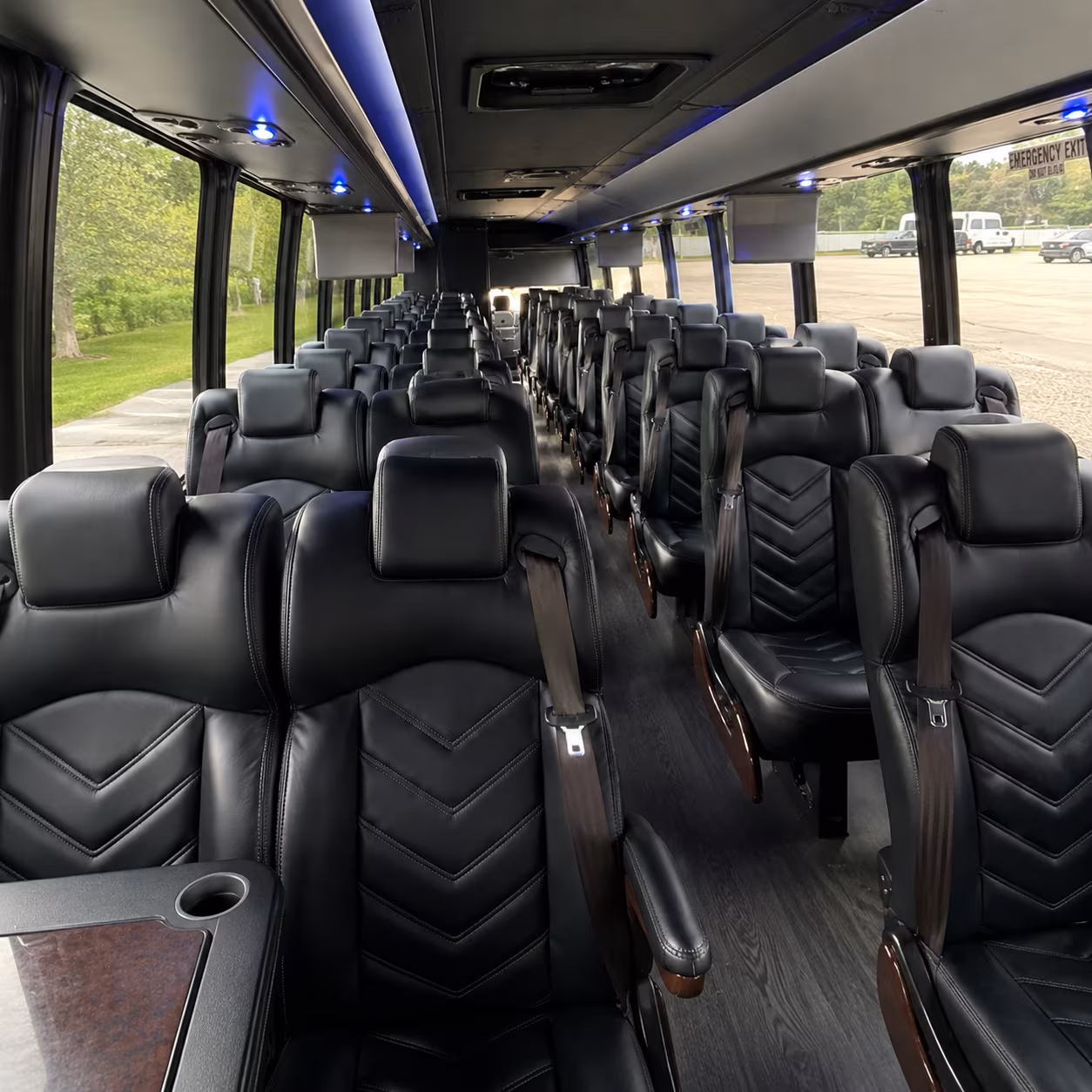 book a bus for grand valley wine country tours from aurora