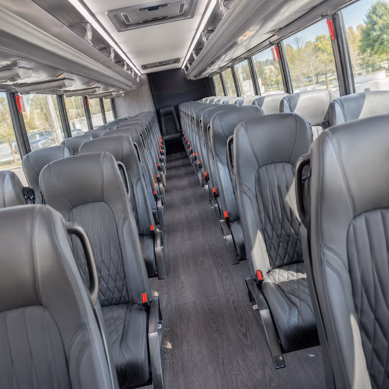 rent a minibus for brewery and winery crawls through the aurora metro