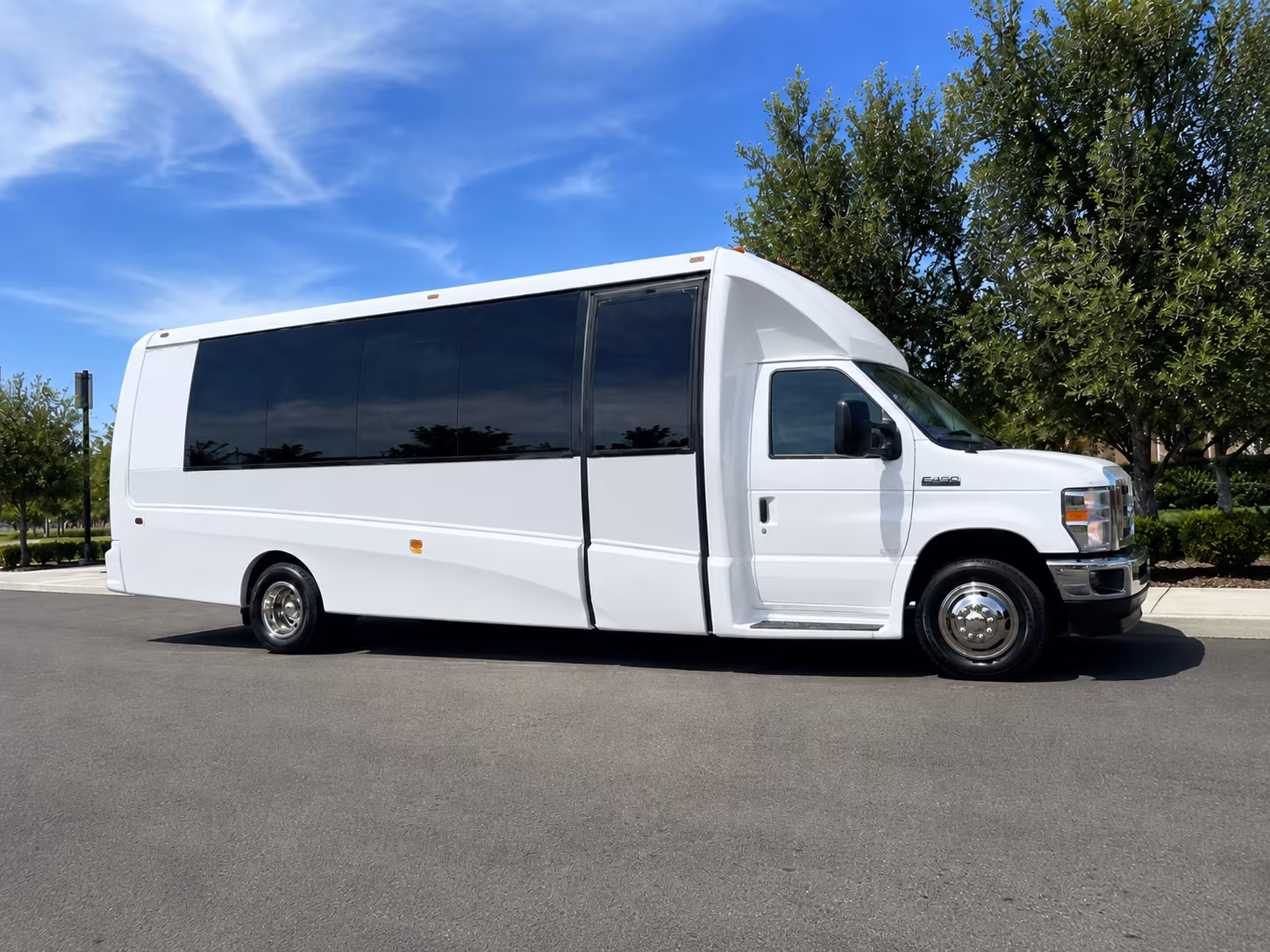 shuttle buses to fiddler s green amphitheatre from the aurora area