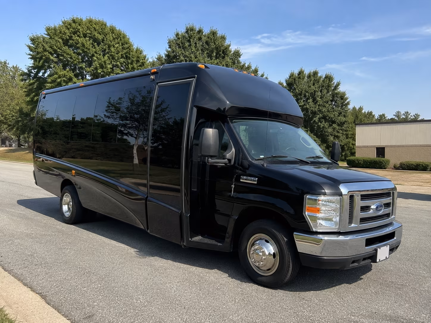 weekly worship shuttle buses for aurora congregations